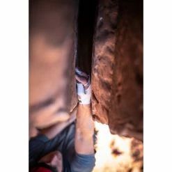 Cheapest 🤩 Black Diamond Crack Gloves ❤️ 8 Black Diamond Crack Gloves