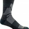 Darn Tough Men's Pinnacle Micro Crew Lightweight Cushion Socks